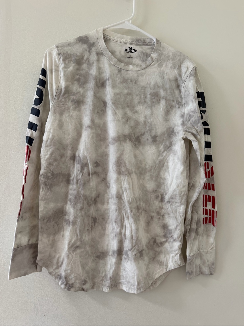 Hollister Long Sleeve Tee Kids S Gray Good Tie-Dye Graphic Flag Print